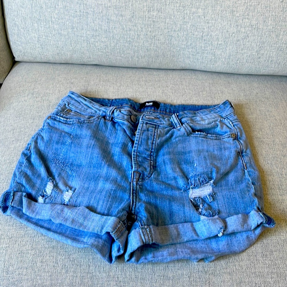 I&M Black Label jean shorts size L